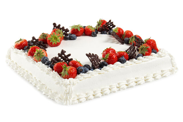 Kohupiimatort värskete marjadega