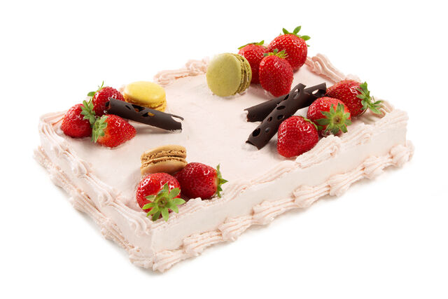 Rabarberitort värskete marjade ja makroonidega