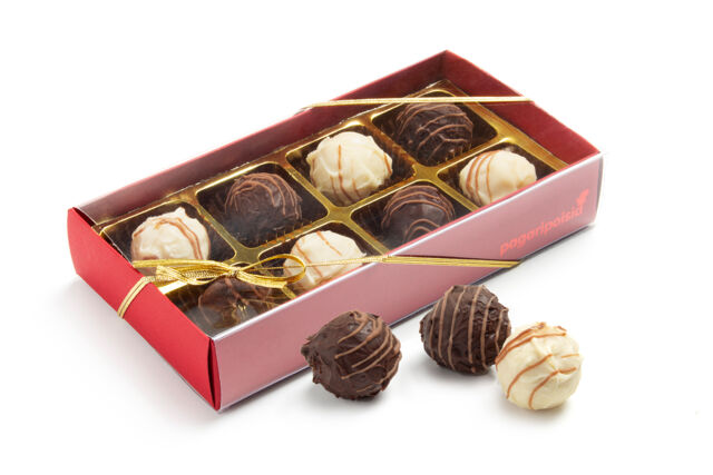 Käsitöökommid likööriga 8tk