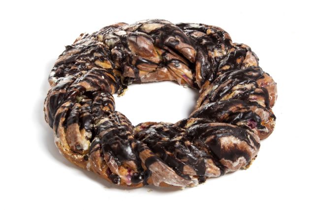 Martsipani-metsamarjakringel 1kg